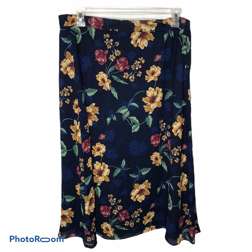 Sag Harbor Navy Floral Print A Line Maxi Skirt